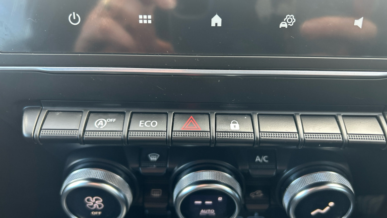 Renault Captur 1.5 dCi 115 Iconic 5dr Diesel Hatchback